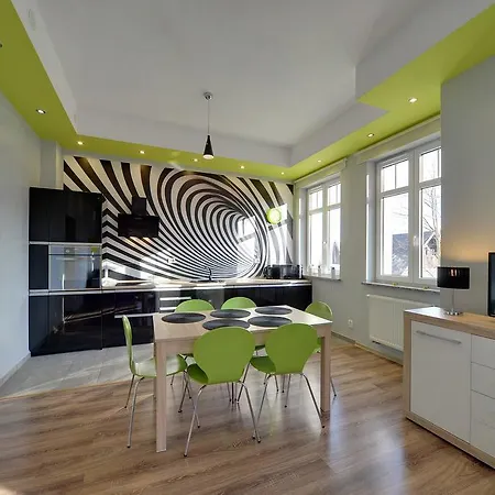 Glamour , Przestronny, Komfortowy, Blisko Szlakow Appartement