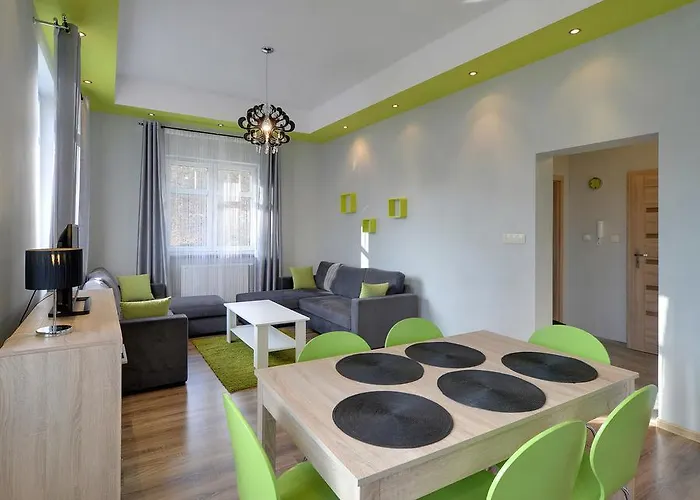 Glamour , Przestronny, Komfortowy, Blisko Szlakow アパート